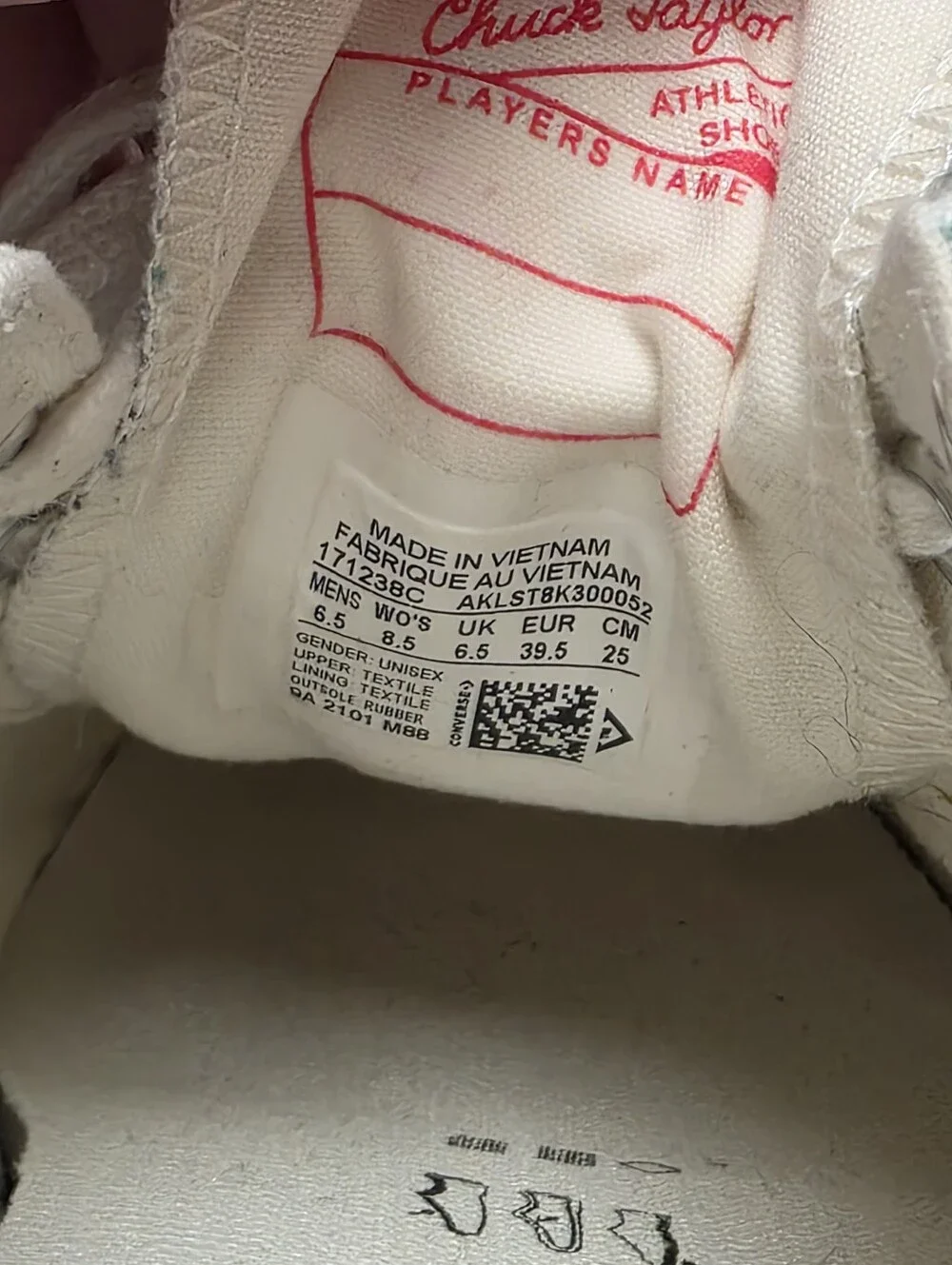 Converse worn great